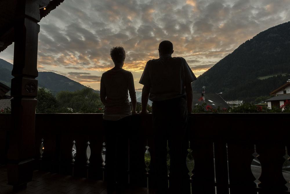 Lener Wirtshaus & Hotel คัมโป ดิ เทรนส์ ภายนอก รูปภาพ